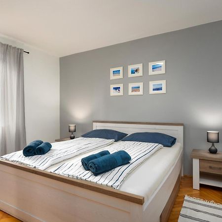 Blue Apartment Врсар Экстерьер фото