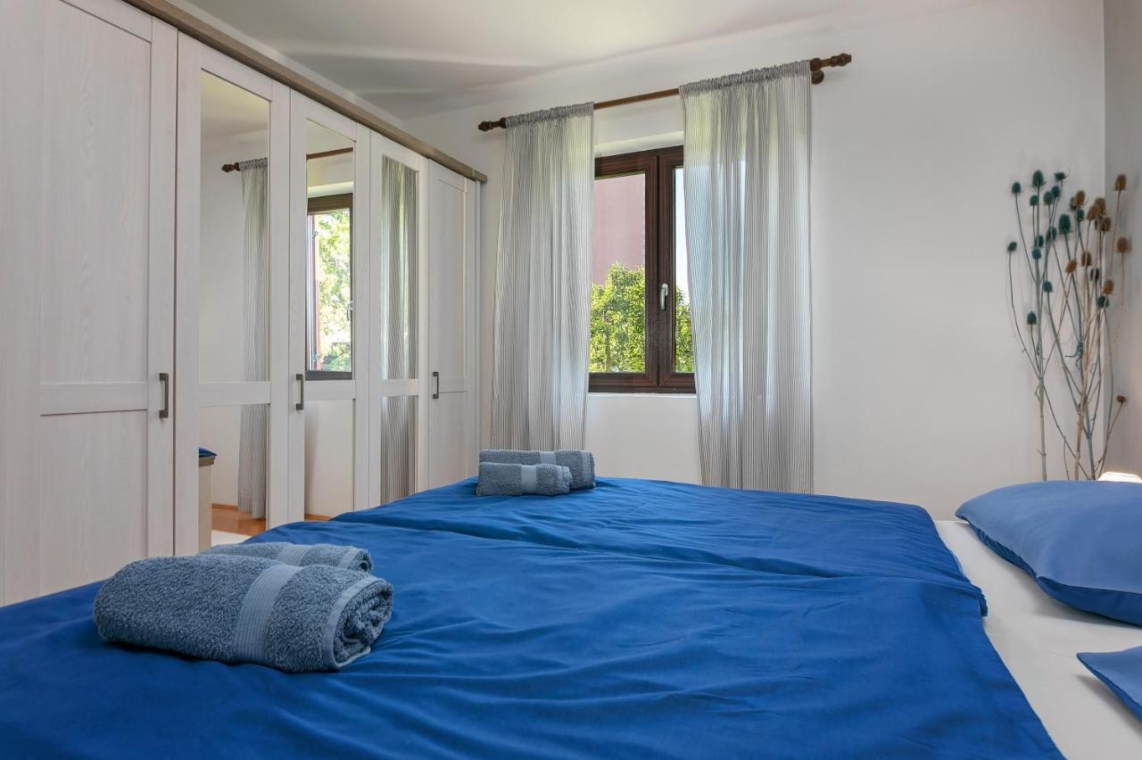 Blue Apartment Врсар Экстерьер фото
